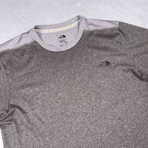 North Face Shirt Men's M FlashDry Mountain Athletics Short Sleeve Crewneck EUC - Picture 1 of 6